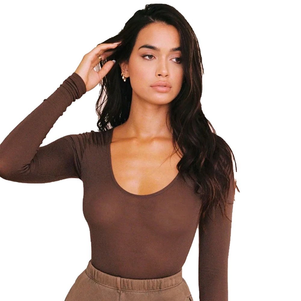 Joah Brown Scoop Neck Long Sleeve in tobacco